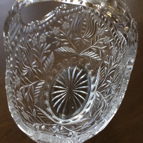 Vintage German etched basket - Picture 3 of 5